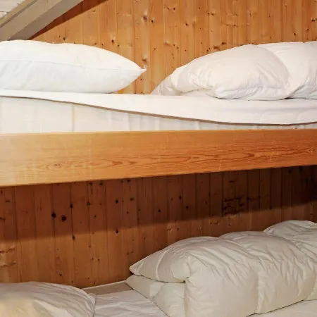 Three-bedroom Holiday In 1 * Hejls